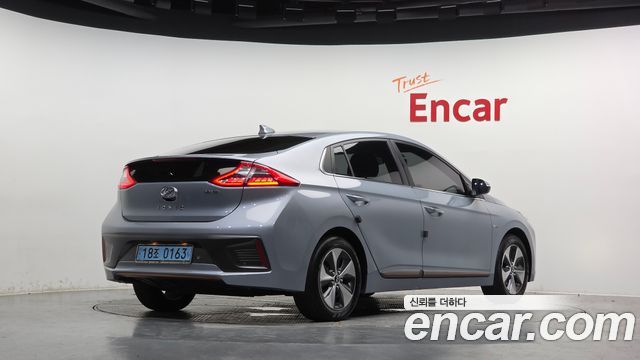 Hyundai Ioniq из Кореи Encar