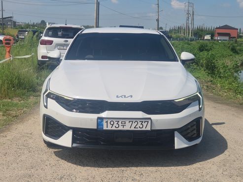 Kia K5 2.0 Signature — пробег 22 713 км — фото 1 из 5