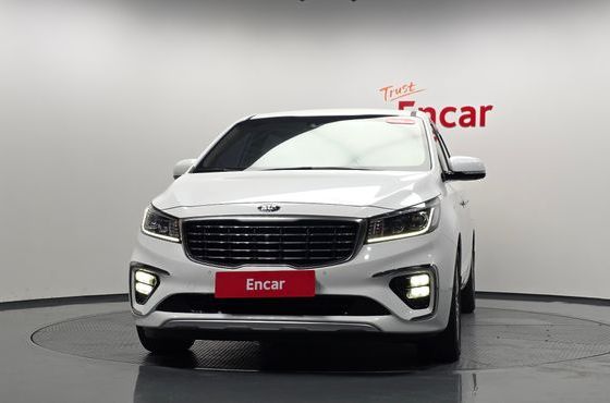 Kia Carnival 9-Seater Noblesse Special — пробег 139 220 км — фото 3 из 5
