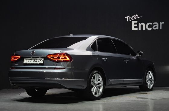 Volkswagen Passat 2.0 TSI B7 — пробег 84 249 км — фото 2 из 5