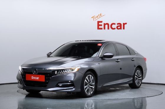 Honda Accord 2.0 Hybrid Touring — пробег 105 031 км — фото 1 из 5