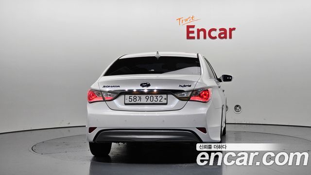 Hyundai Sonata 2.0 Royal — пробег 151 654 км — фото 4 из 5