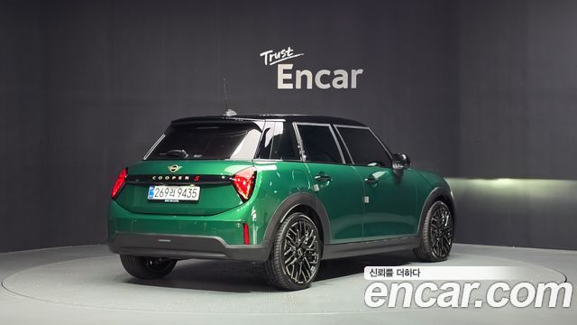 Mini Cooper из Кореи Encar