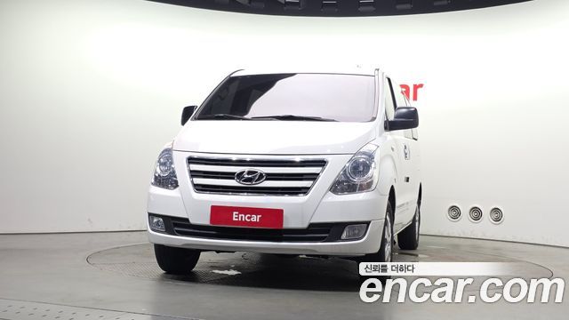 Hyundai Starex 4WD 12-Seater Wagon Smart — пробег 177 462 км — фото 3 из 5