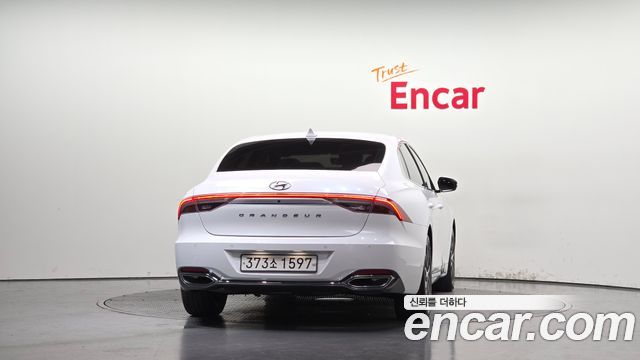 Hyundai Grandeur из Кореи Encar