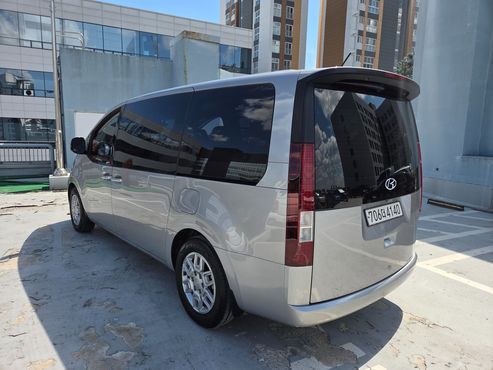 Hyundai Staria Tourer 11-Seater Modern — пробег 29 530 км — фото 2 из 5