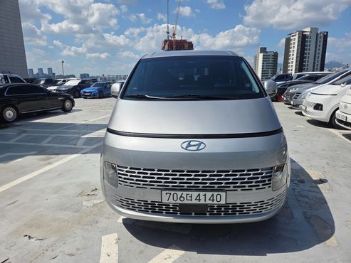 Hyundai Staria Tourer 11-Seater Modern — пробег 29 530 км — фото 3 из 5