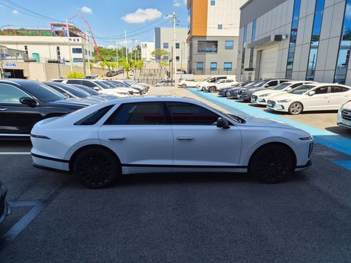 Hyundai Grandeur 2,5 Gasoline 2WD Honors — пробег 12 000 км — фото 3 из 5