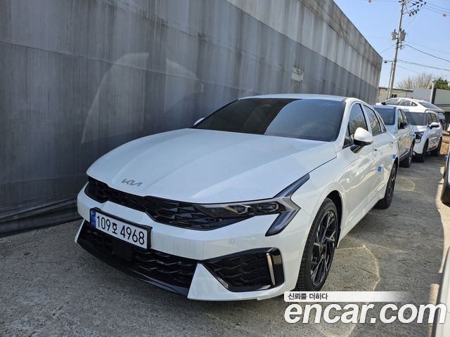 Kia K5 2.0 Prestige — пробег 3 555 км — фото 2 из 5