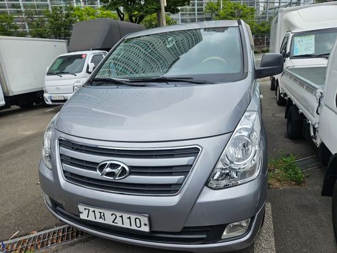 Hyundai Starex 12-Seater Wagon Smart — пробег 163 727 км — фото 1 из 5