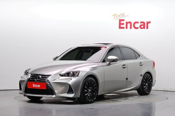 Lexus IS Supreme — пробег 36 556 км — фото 1 из 5