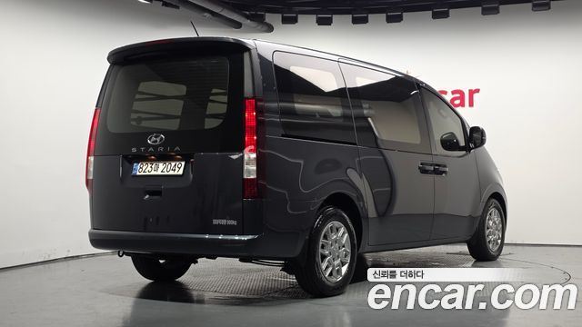 Hyundai Staria из Кореи Encar