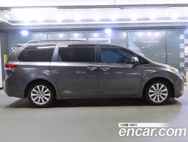 Toyota Sienna 3.5 — пробег 179 422 км — фото 3 из 5