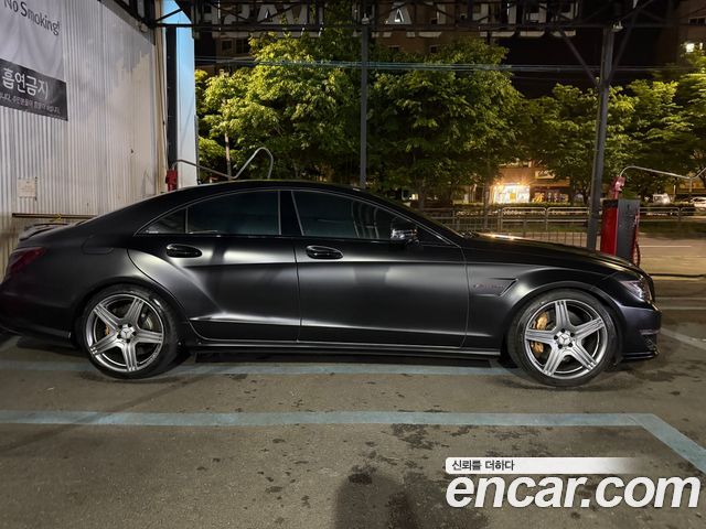Mercedes-Benz CLS-Class CLS63 AMG — пробег 140 000 км — фото 5 из 5