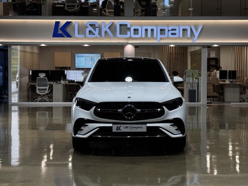 Mercedes-Benz GLC-Class GLC300 4MATIC Coupe — пробег 11 км — фото 1 из 5