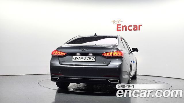 Hyundai Genesis из Кореи Encar