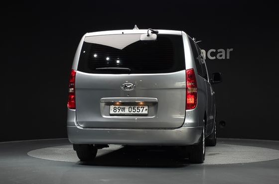 Hyundai Starex Van 3-Seater Smart — пробег 190 390 км — фото 4 из 5