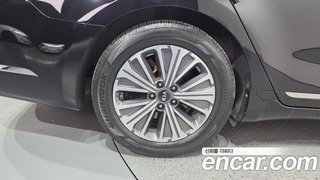 Kia K7 из Кореи Encar