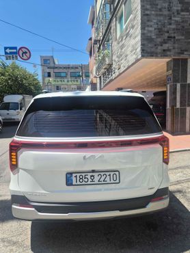 Kia Carnival HEV 9 seater Prestige — пробег 1 400 км — фото 5 из 5