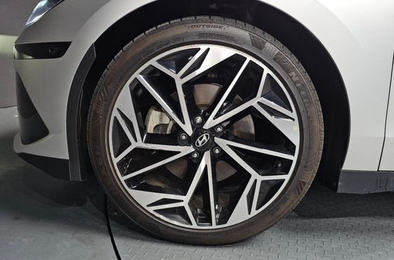 Hyundai Ioniq6 Long Range Prestige — пробег 37 351 км — фото 5 из 5
