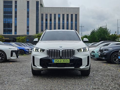 BMW X5 xDrive 40i M Sport — пробег 4 089 км — фото 3 из 5