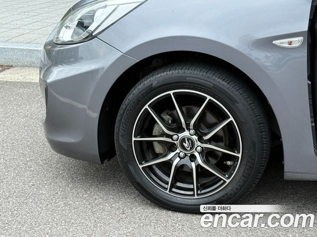 Hyundai Accent Diesel WIT 1.6 VGT Smart — пробег 110 038 км — фото 5 из 5
