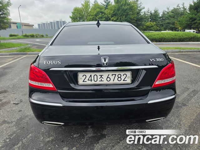 Hyundai Equus из Кореи Encar