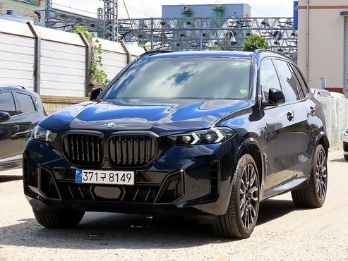 BMW X5 xDrive 50e M Sport — пробег 21 191 км — фото 2 из 5