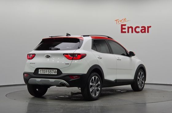 Kia Stonic 1.0 Turbo Trendy — пробег 69 616 км — фото 2 из 5