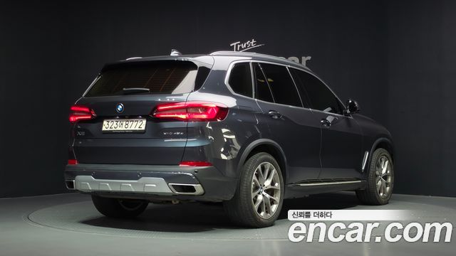 BMW X5 xDrive 45e xLine — пробег 119 704 км — фото 2 из 5
