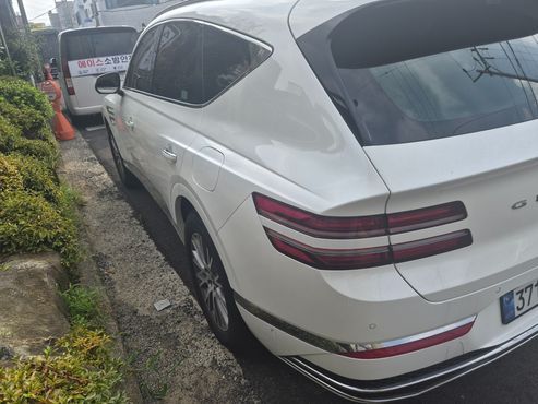 Genesis GV80 2.5T Gasoline AWD — пробег 5 300 км — фото 5 из 5