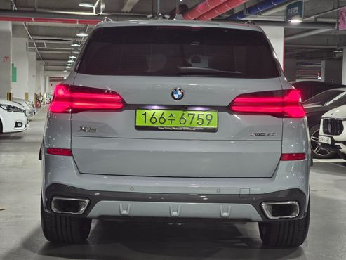 BMW X5 xDrive 40i M Sport — пробег 4 204 км — фото 4 из 5