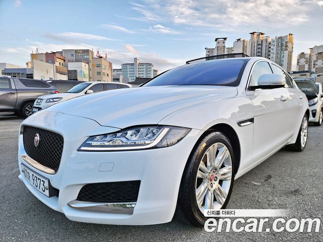 Jaguar XF 20d Portfolio AWD — пробег 105 461 км — фото 2 из 5