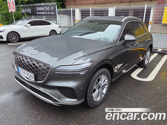 Genesis GV70 2.5T Gasoline 2WD — пробег 900 км — фото 3 из 5