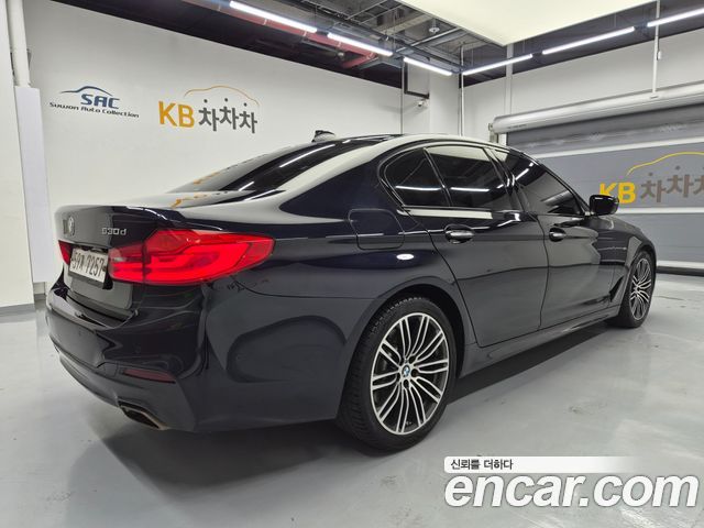 BMW 5-Series 530d M Sport Package — пробег 166 259 км — фото 4 из 5