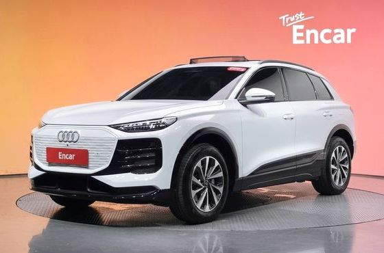Audi Q6 e-tron Performance — пробег 7 926 км — фото 1 из 5