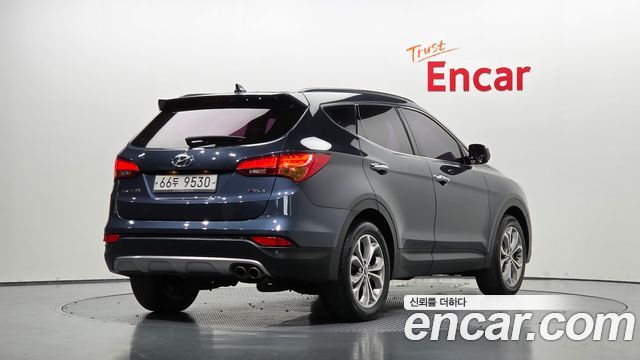 Hyundai Santafe Diesel(e-VGT) 2.0 2WD Premium — пробег 191 012 км — фото 2 из 5