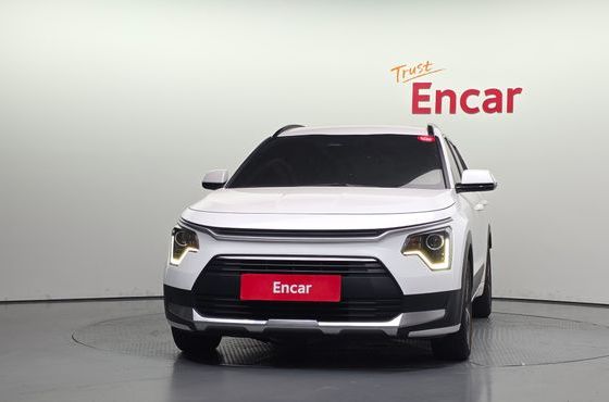 Kia Niro Trendy — пробег 156 301 км — фото 3 из 5