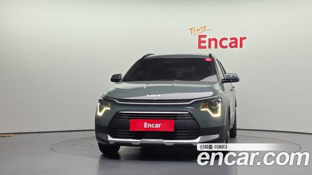 Kia Niro Prestige — пробег 134 757 км — фото 3 из 5