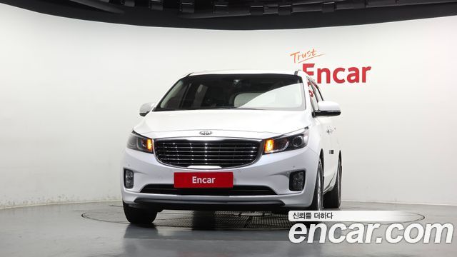 Kia Carnival 11-seater Luxury — пробег 116 743 км — фото 3 из 5