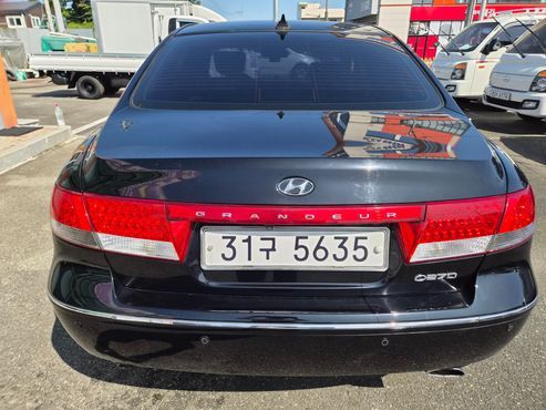 Hyundai Grandeur Q270 Luxury Standard — пробег 308 995 км — фото 4 из 5