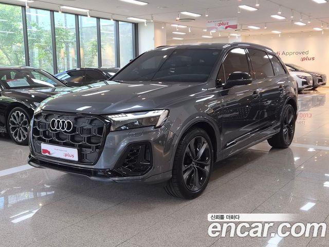 Audi Q7 55 TFSI Quattro Premium — пробег 7 307 км — фото 1 из 5