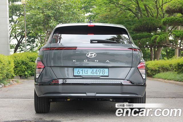 Hyundai Kona Long Range Modern Plus — пробег 24 000 км — фото 4 из 5
