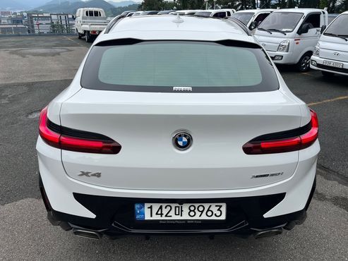 BMW X4 xDrive20i M Sport — пробег 73 369 км — фото 4 из 5