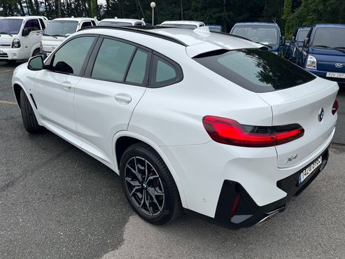 BMW X4 xDrive20i M Sport — пробег 73 369 км — фото 5 из 5
