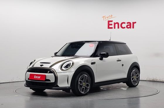 Mini Cooper Resolute Edition 3rd — пробег 29 948 км — фото 1 из 5
