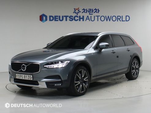 Volvo V90 T5 Pro AWD — пробег 140 403 км — фото 1 из 5