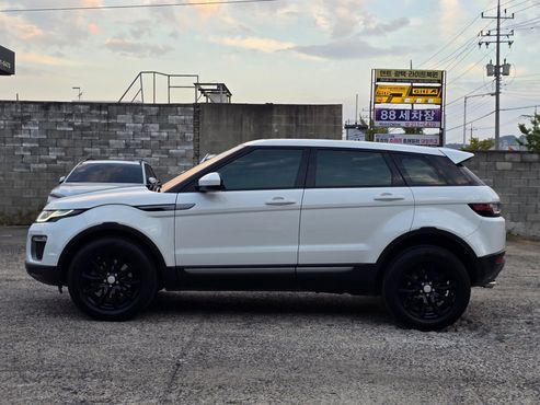 Land Rover Range Rover Evoque 2.0 TD4 SE — пробег 98 000 км — фото 3 из 5