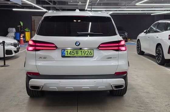 BMW X5 xDrive 40i xLine — пробег 9 011 км — фото 4 из 5