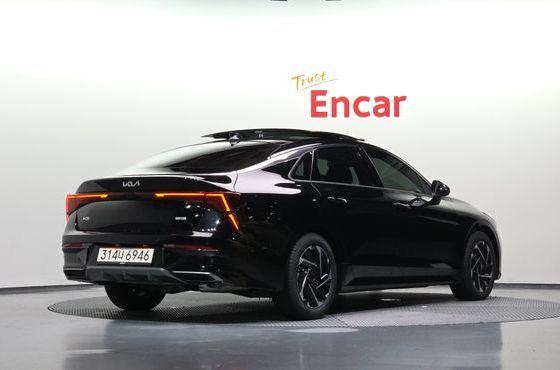 Kia K5 Signature — пробег 2 899 км — фото 2 из 5